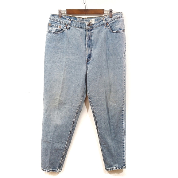 Vintage Levis 522 USA Made Light Wash Tapered Leg 100% Cotton Jeans Plus Size - Picture 1 of 6